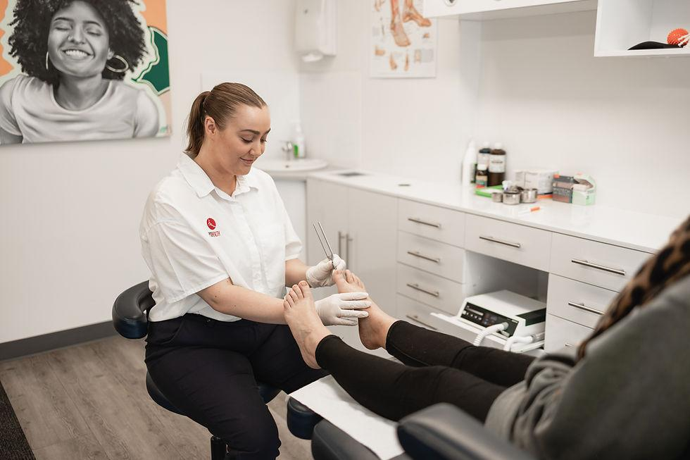 When Should You See a Podiatrist for Foot Problems?
