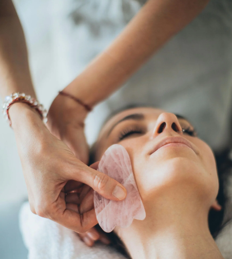 Why Gua Sha Therapy is the Perfect Wellness Treatment for Stress & Pain