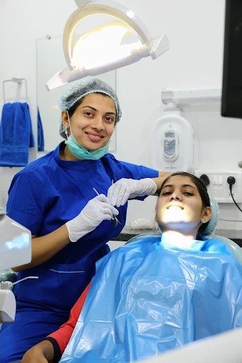 How to Choose the Right Dentist Near Jehan Circle, Nashik