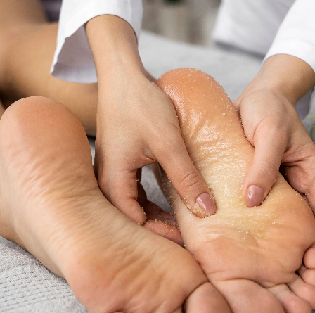 Your First Reflexology Appointment: A Simple Guide